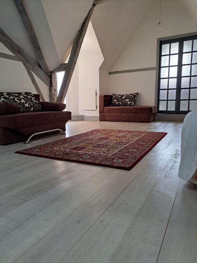 Chateau De La Comtesse Saint-Martin-Petit 외부 사진